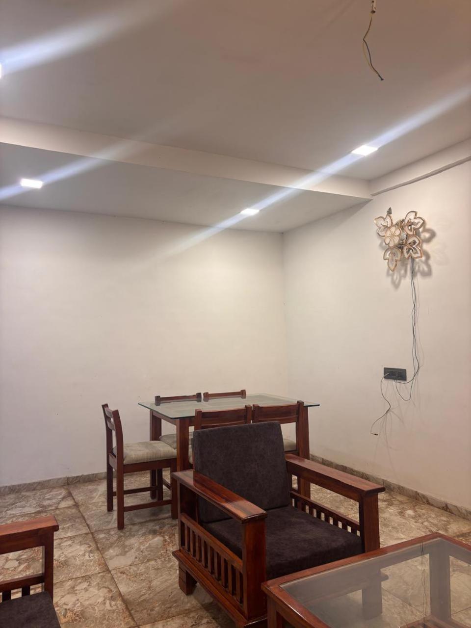 马哈巴莱斯赫瓦尔Sahyagiri Heights住宿加早餐旅馆 外观 照片